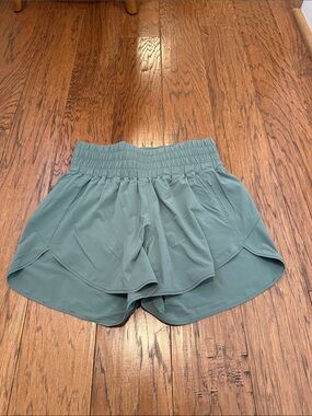Outdoor Voices Olive Green  High-Waist Athletic Shorts, Sz Small